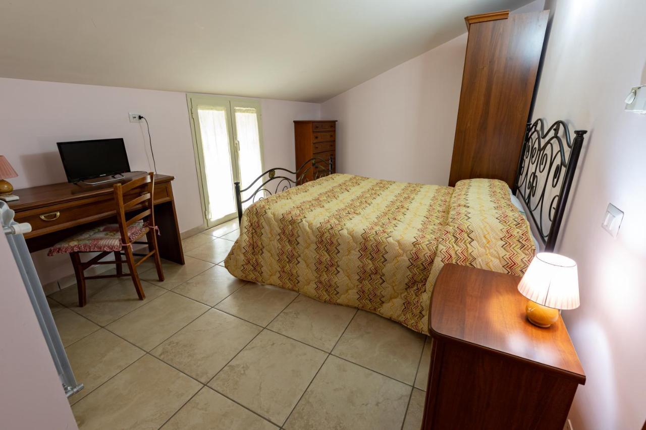 Il Contado B&B Castel Sant'Elia Dış mekan fotoğraf